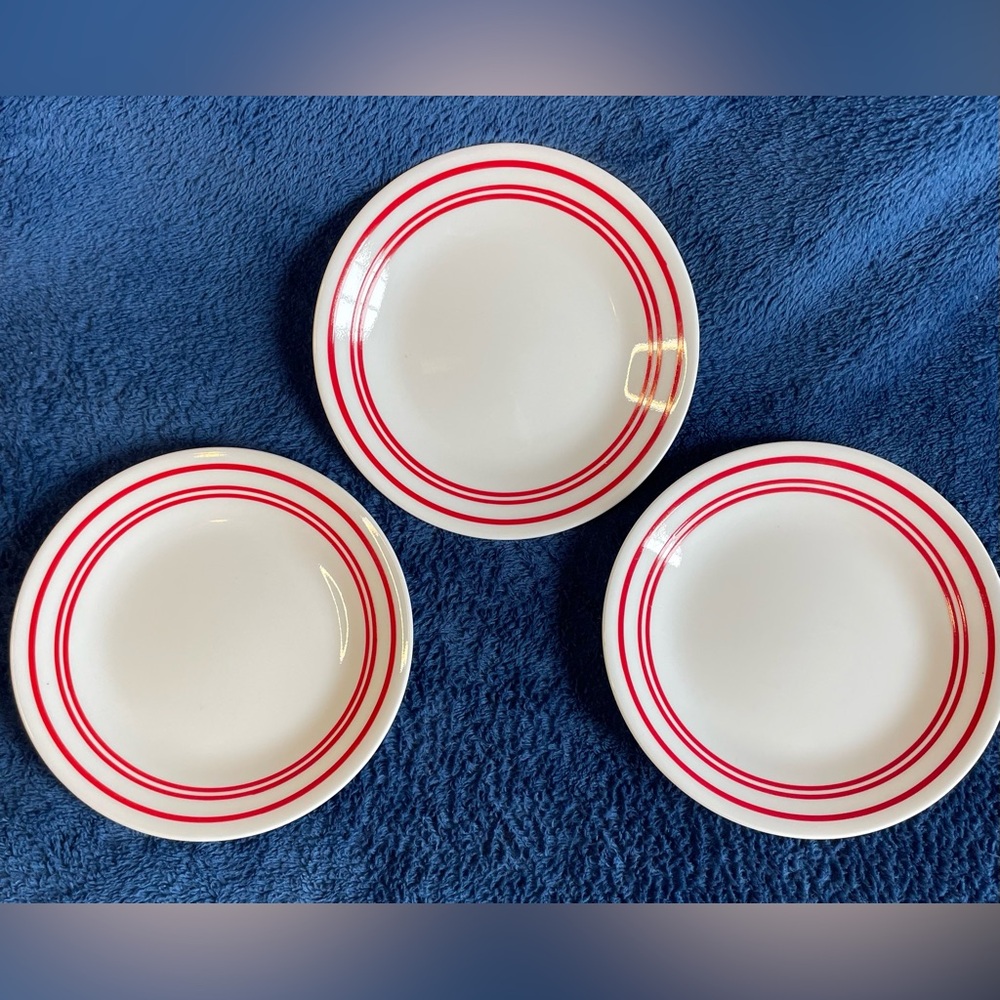 Corelle Vitrelle CLASSIC CAFE RED Bread/Dessert Plates 3 Rings Bands 6.75” Qty 3